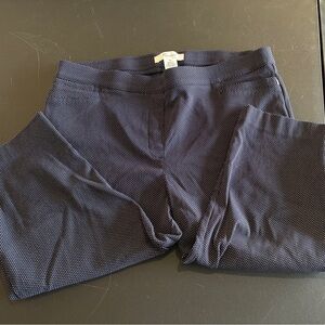 REDUCED!! 89th & Madison Black & White Dotted Patterned Capris